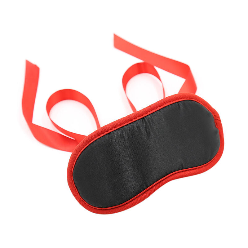 Bords rouges noir fetish